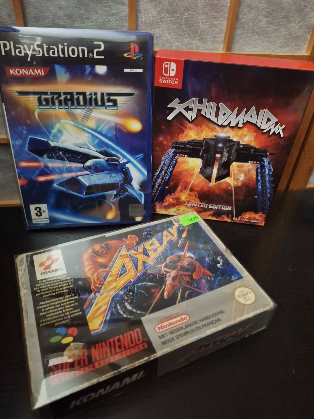 Shmups I've been planning on playing in the upcoming months! Also Metal Black, which features on Taito Legends 2.

I've already played Schildmaid MX a whole lot, but not yet on Switch! 

#shootemup #shmup #gradius #axelay #schildmaidmx