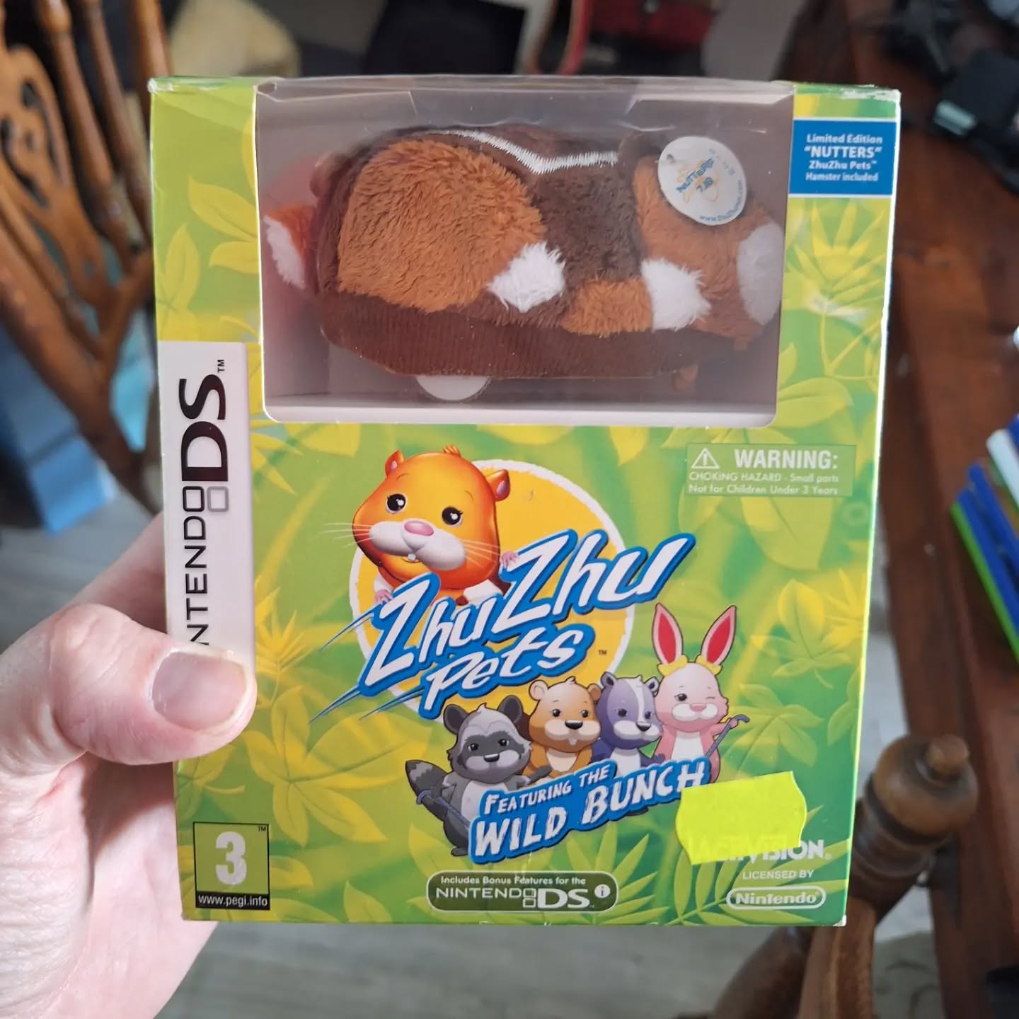 Statement! More games should come with plush toys. 

My youngest son found this, and really wanted this, when we visited my local game seller @feniksconsoles and both my kids have been having way more fun with the game than I thought they would have.

#retrogaming #nintendo #toys