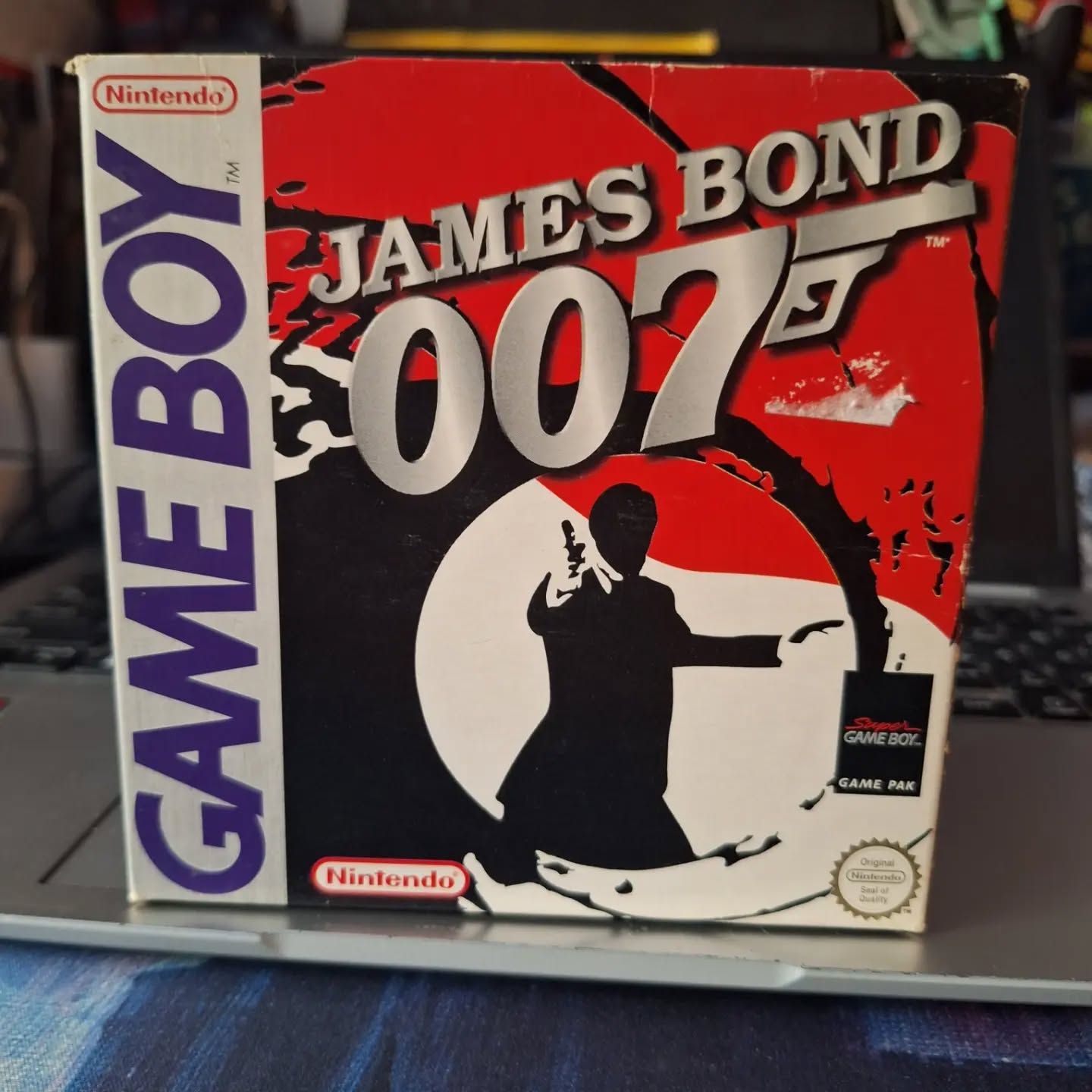 007 in a 008bit adventure! Whilst everyone is playing 007 First Light, I'm shining a light on this excellent Bond game. 

It's a top down Zelda-esque game, with its own unique 007 story. Very much a hidden gem, I'd say!

#gameboy #retrogames #jamesbond #videogames