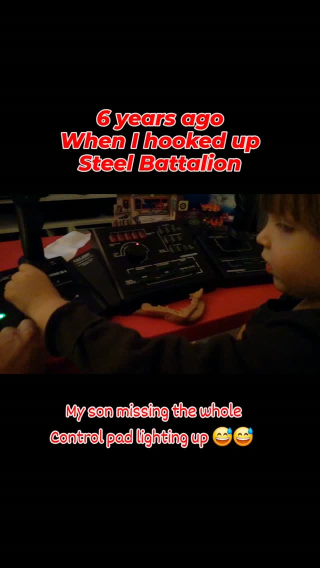 Steel Battalion with insane "controller". Need to go back to that tbh but it's a bit of a hassle to set up...

#retrogaming #capcom #videogames